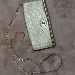 SALE‼️ Crossbody chain handbag